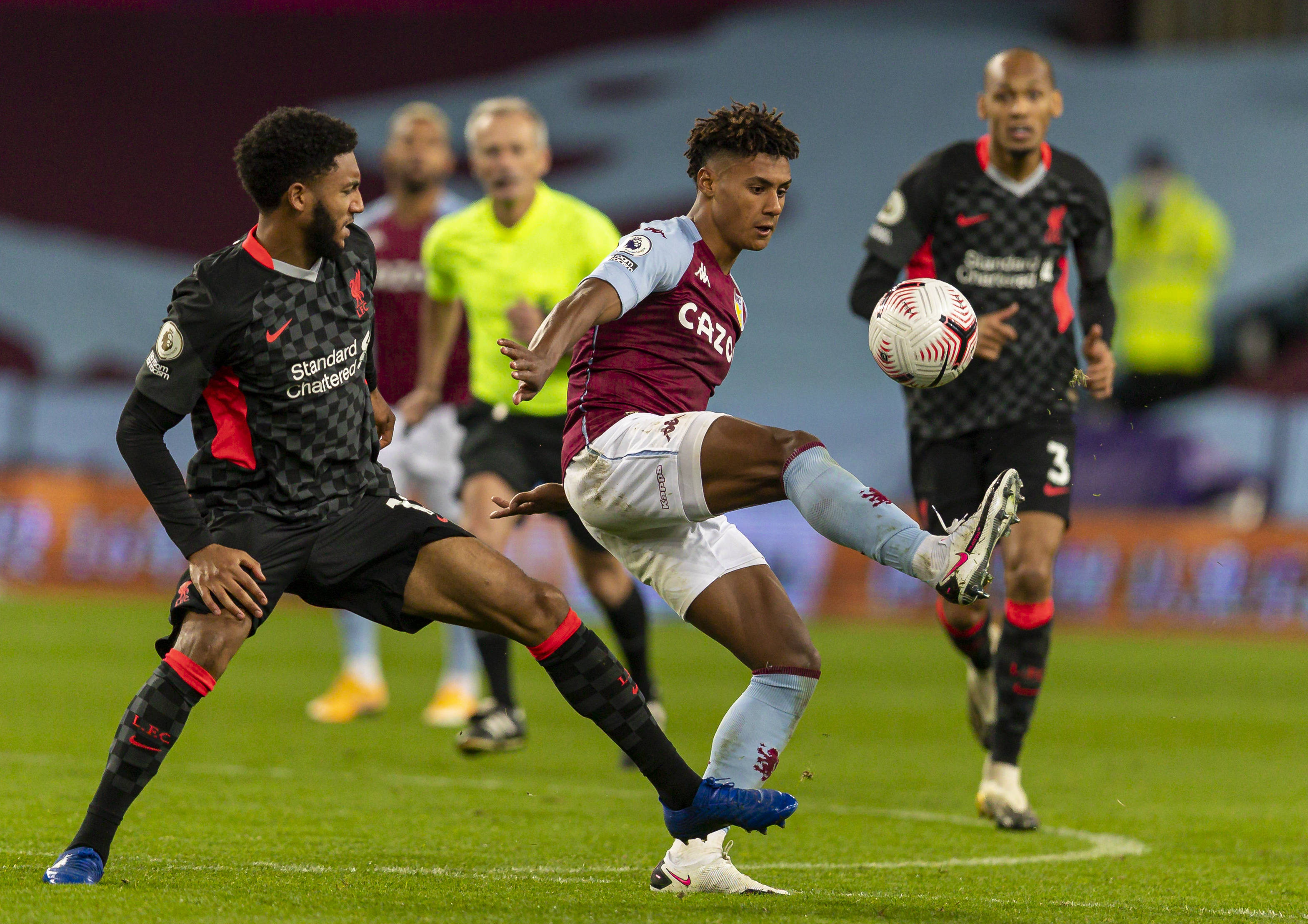 的讨论正在 的讨论正在